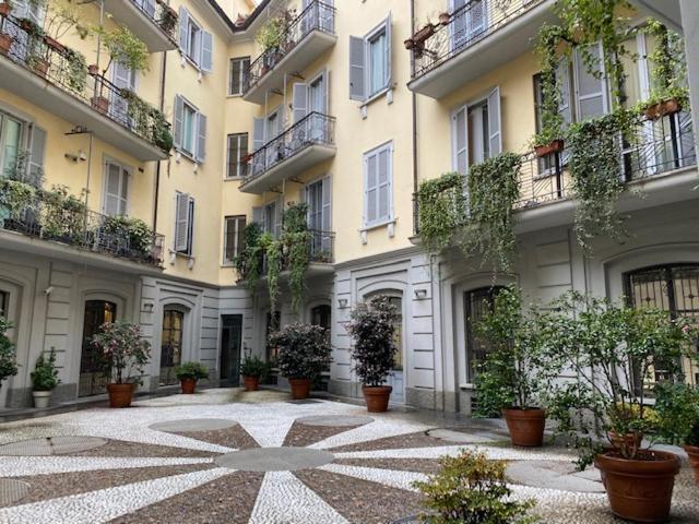 Spacious & Elegant Apartment Near Corso Como - Maroncelli Milano Exteriör bild