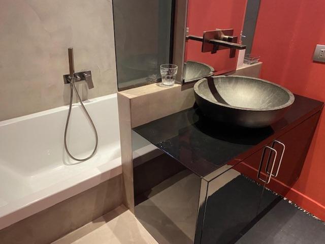 Spacious & Elegant Apartment Near Corso Como - Maroncelli Milano Exteriör bild